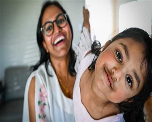 美宝莲眼部及唇部卸妆液来袭 浓妆淡抹全缴械