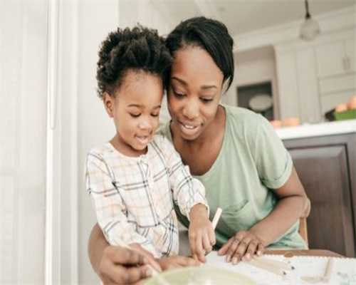 黑白面膜，让肌肤时刻拥有珍珠般的光泽