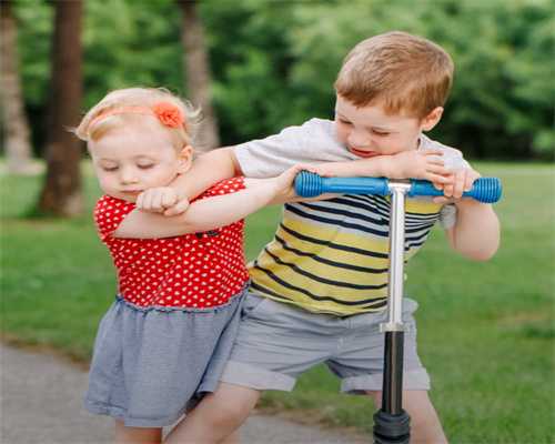 屈臣氏有款“国货”精华，嫩肤还抗老，关键是性价比超高