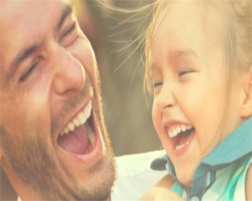 适合学生党的4款热门粉底液：美宝莲是老网红，欧莱雅自然妆感