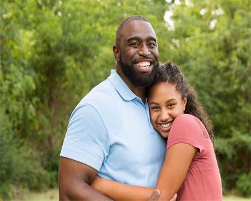 颈部出现颈纹会显老，分享几个关于脖子的保养技巧