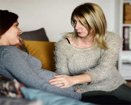 穿西装砍柴，穿皮鞋喂猪！让人大开眼界的多功能乡村准制服