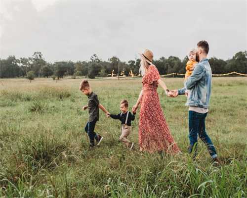 瓜州：“红石榴”产业园 “榴”住群众红火日子