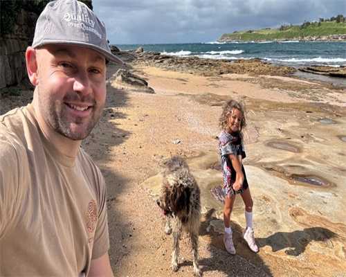 贝店携手欧诗漫“珍”爱助学乌兰贫困学生